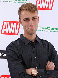 Dustin Daring